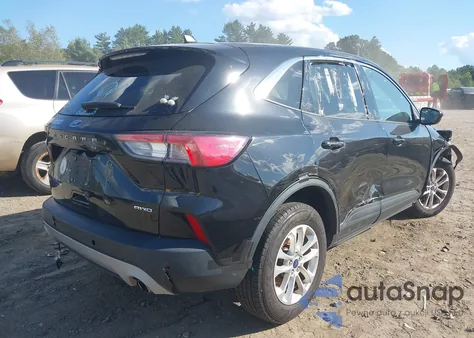 2021 Ford Escape Se z USA, uszkodzony, nr VIN 1FMCU9G6XMUA60930